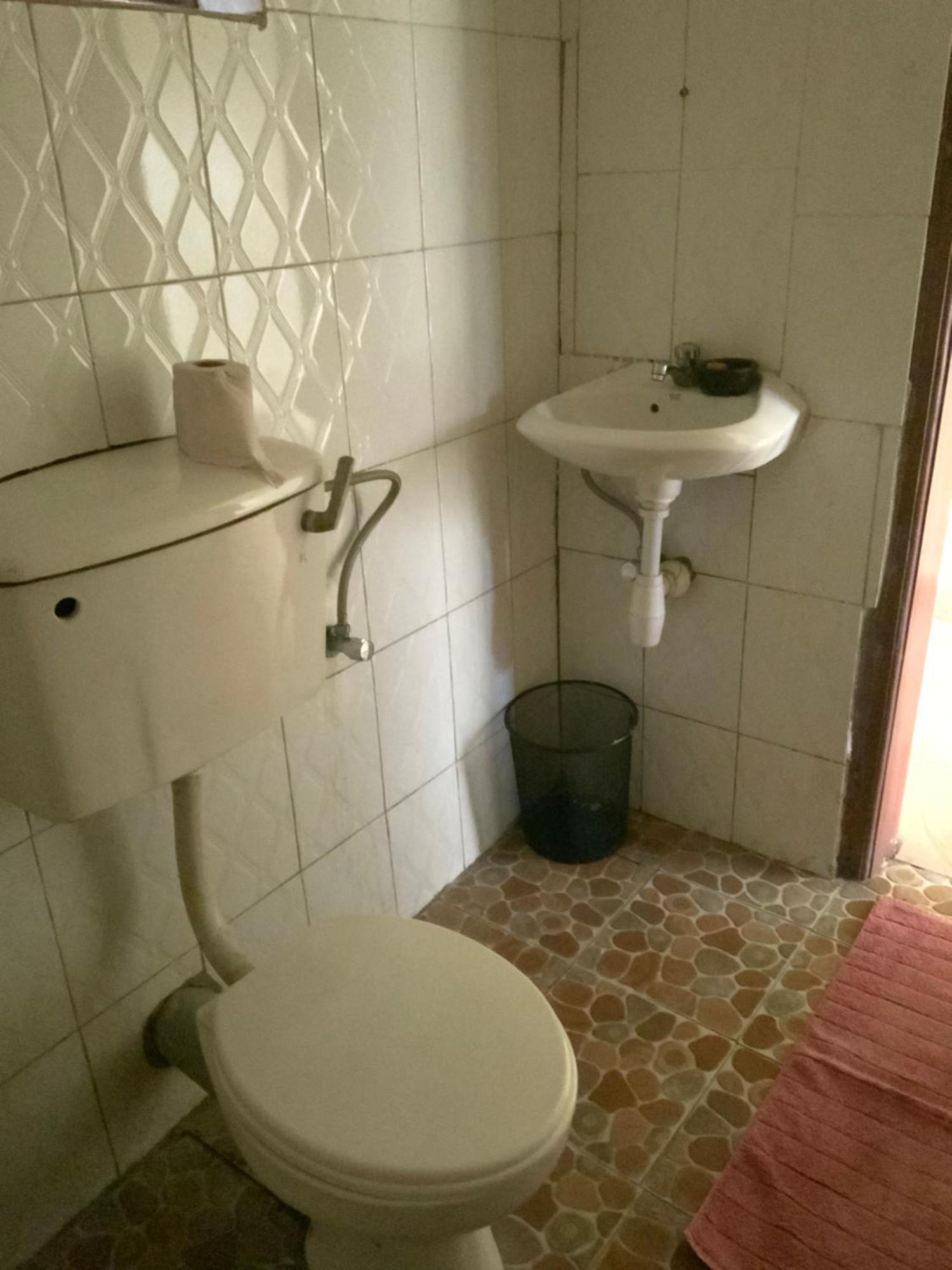 Gaia Eco Hub Bnb Fort Portal Eksteriør billede