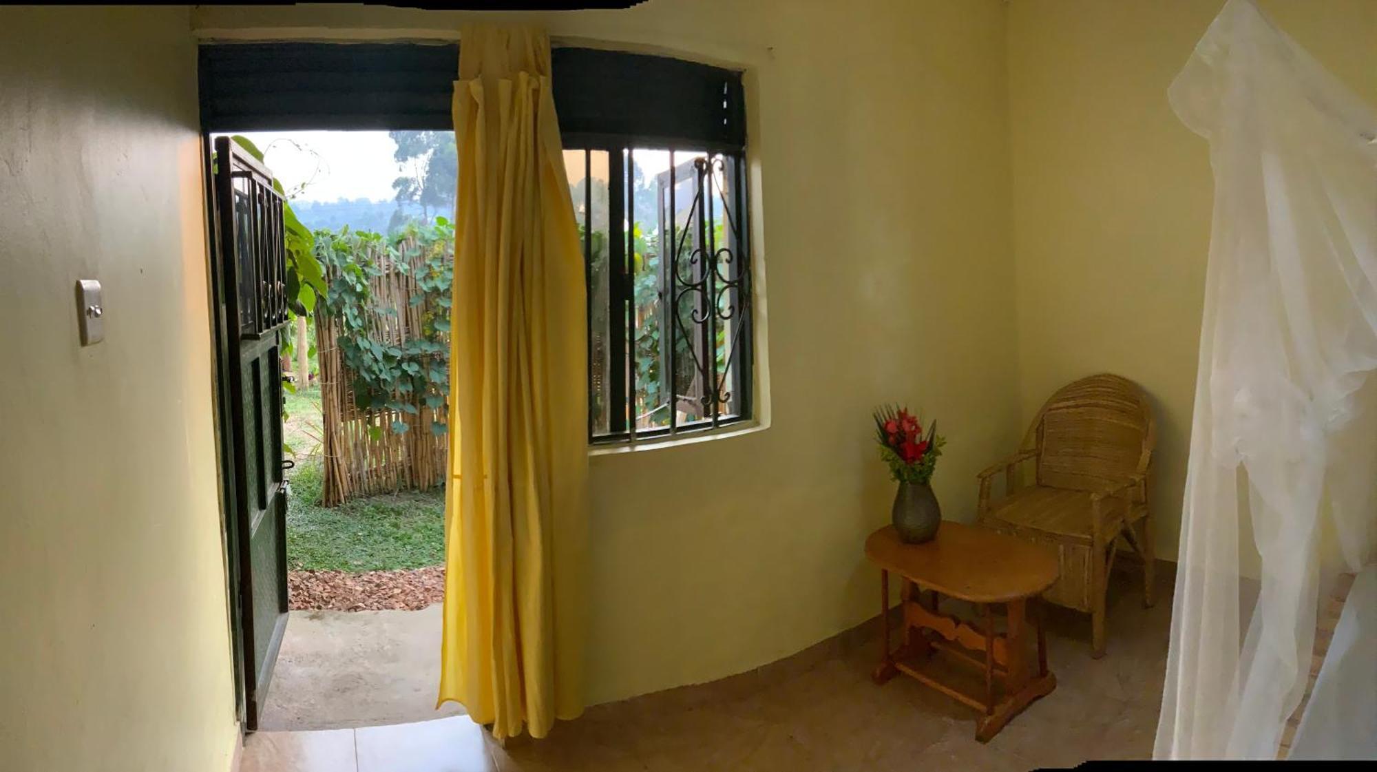 Gaia Eco Hub Bnb Fort Portal Eksteriør billede